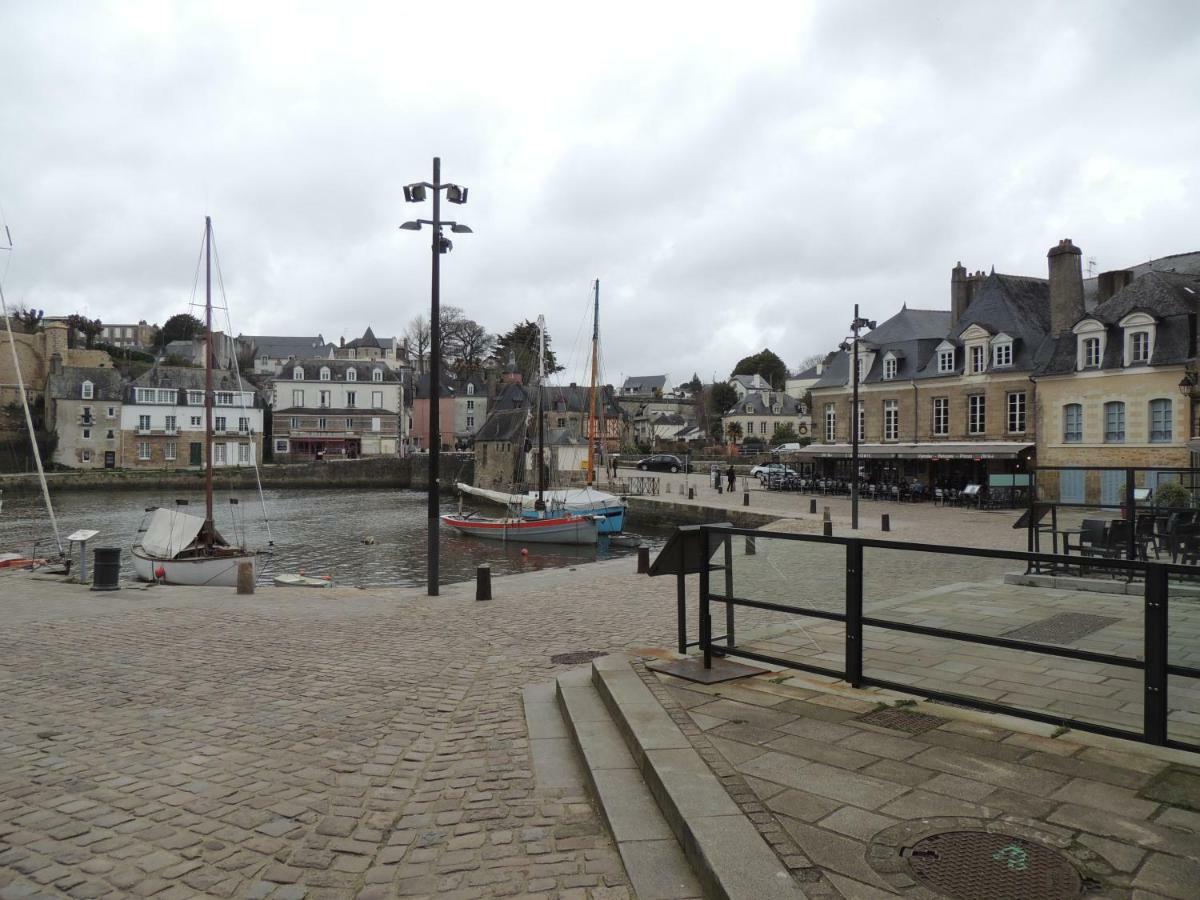 1 Er Etage , St Goustan Port Auray